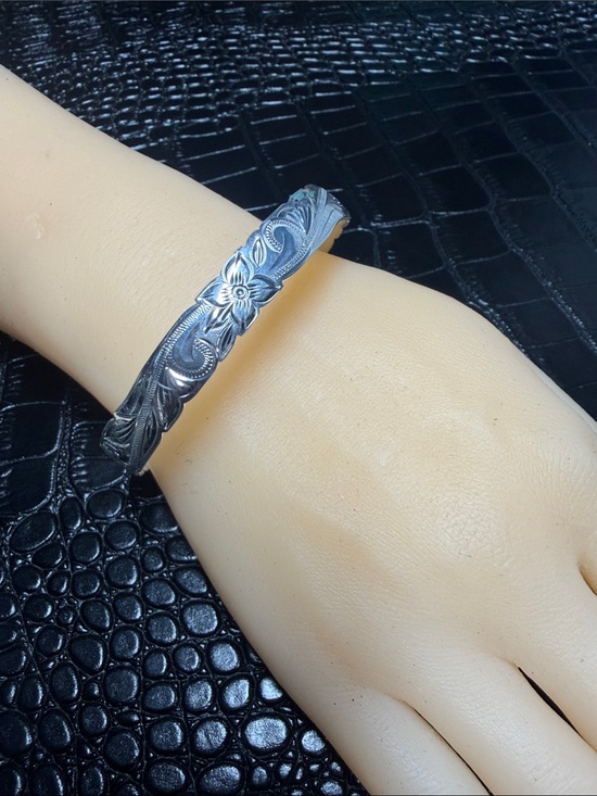 Jewelry - Hawaiian Sterling Silver Bangle Bracelet